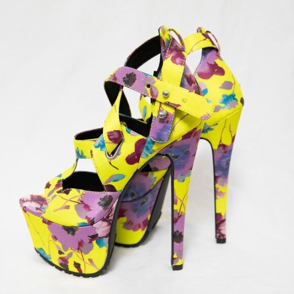 Jennifer Chow Dollskill Strappy Platform Floral Heels Size 8 Never Worn - Picture 2 of 4